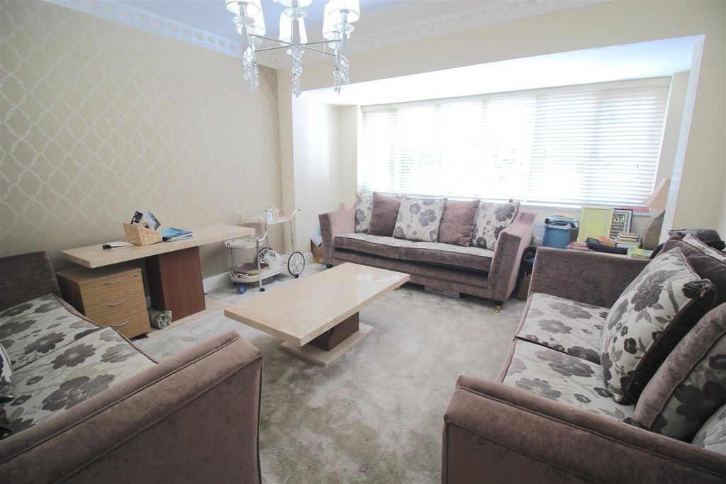 Property photo 3 of 18 Reception Room