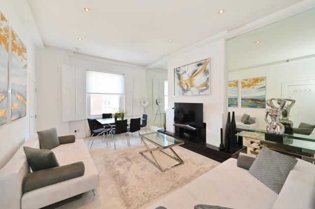Property photo 2 of 8 Reception Room
