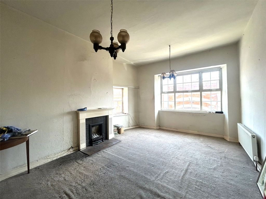 Property photo 2 of 8 Picture No. 06