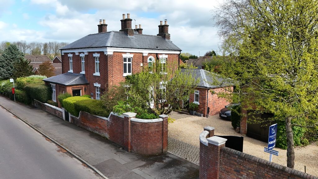 Property photo 1 of 25 4731030