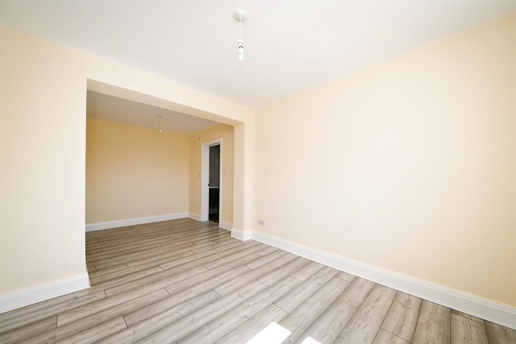 Property photo 3 of 13 Living Room