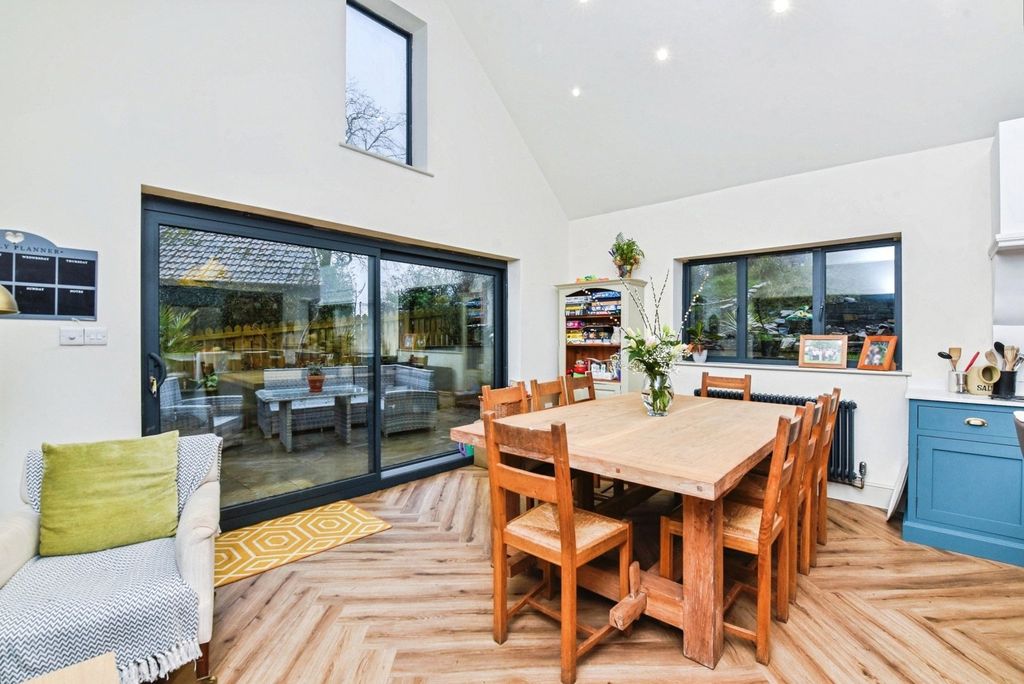 Property photo 3 of 13 Picture No. 45