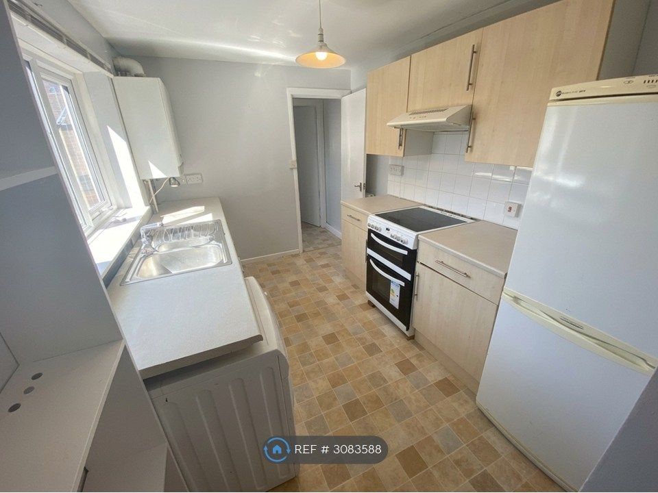 Property photo 3 of 6