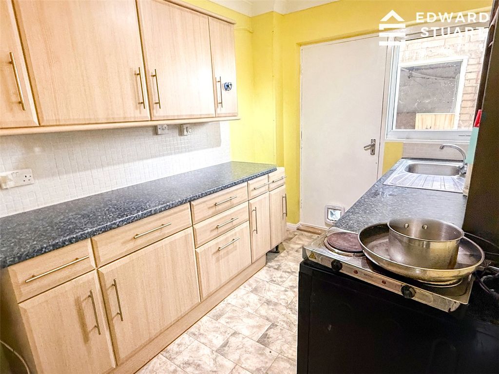 Property photo 2 of 8 Picture No. 04