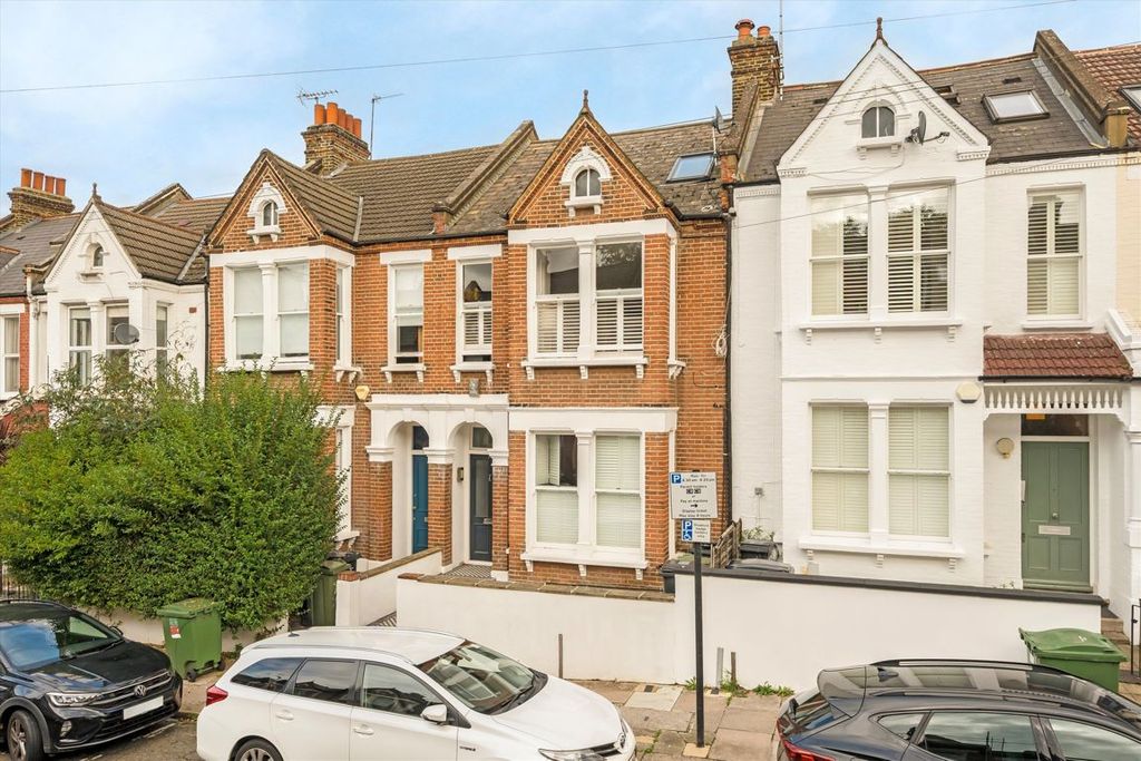 Property photo 1 of 9