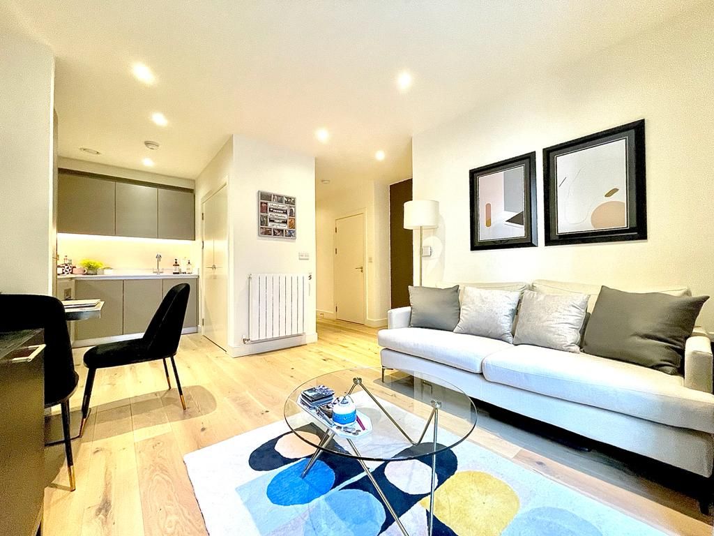 Property photo 1 of 9 Studio Apartment To Rent