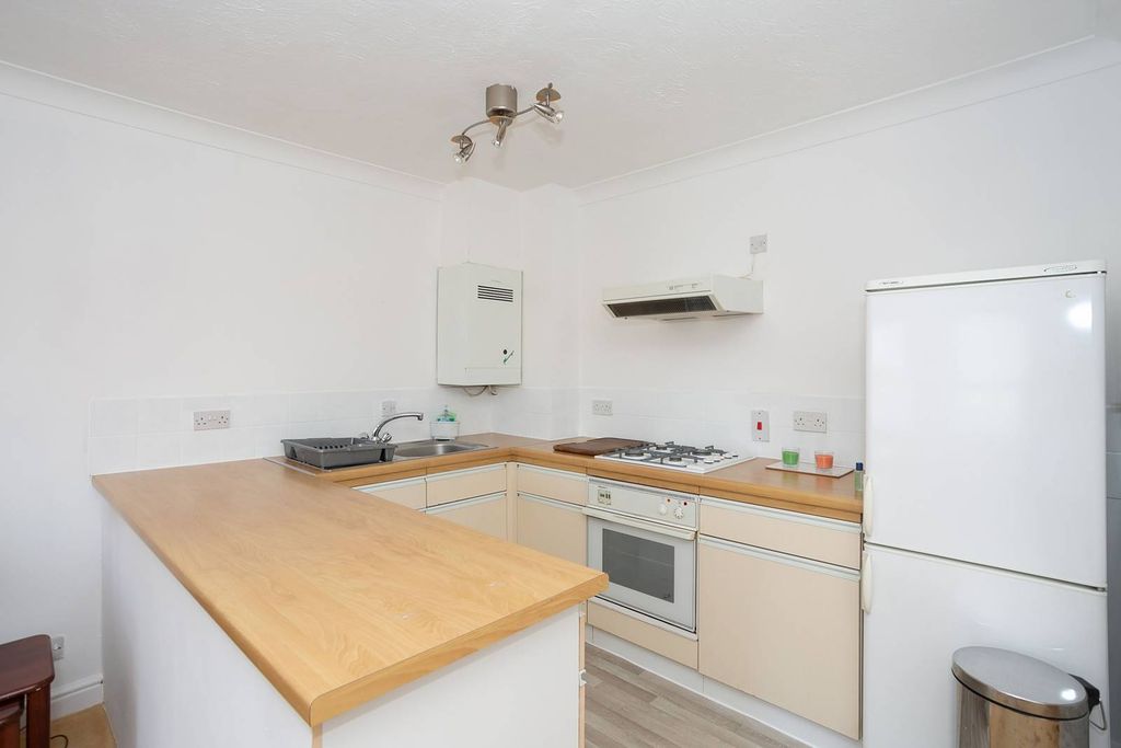Property photo 3 of 9