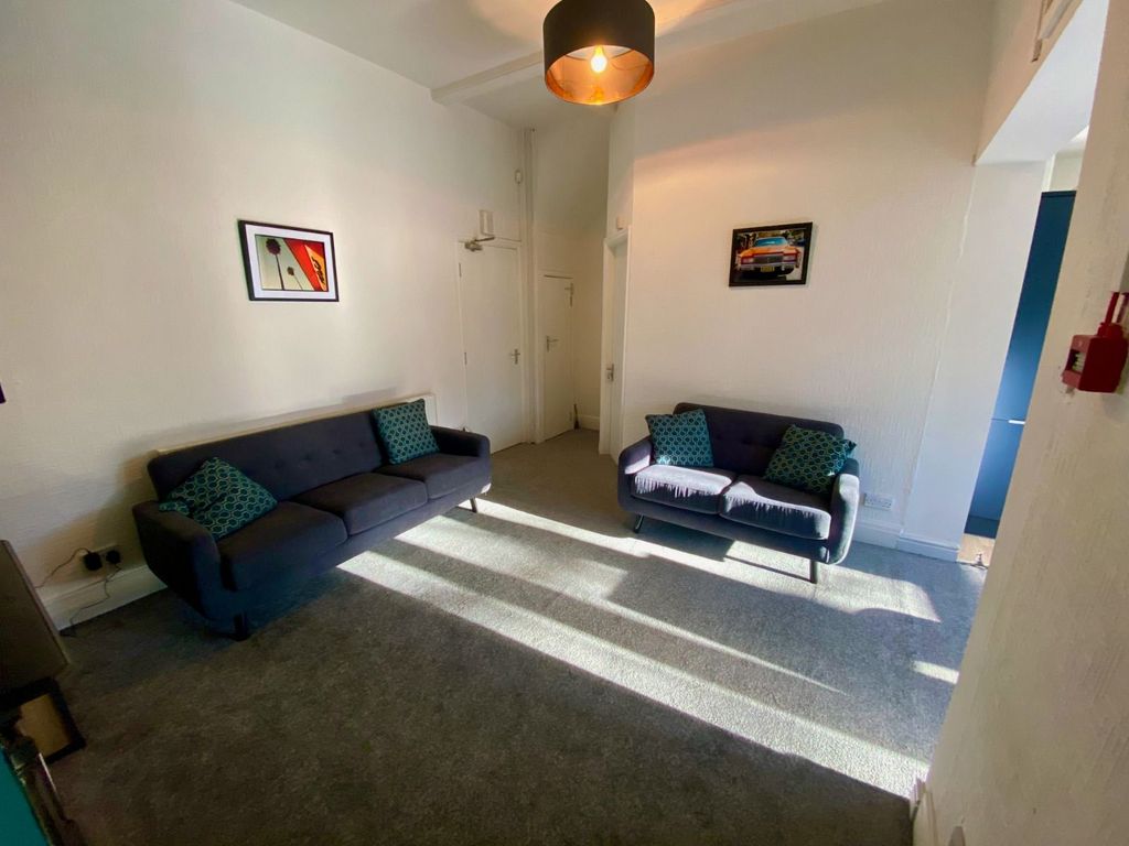 Property photo 3 of 4