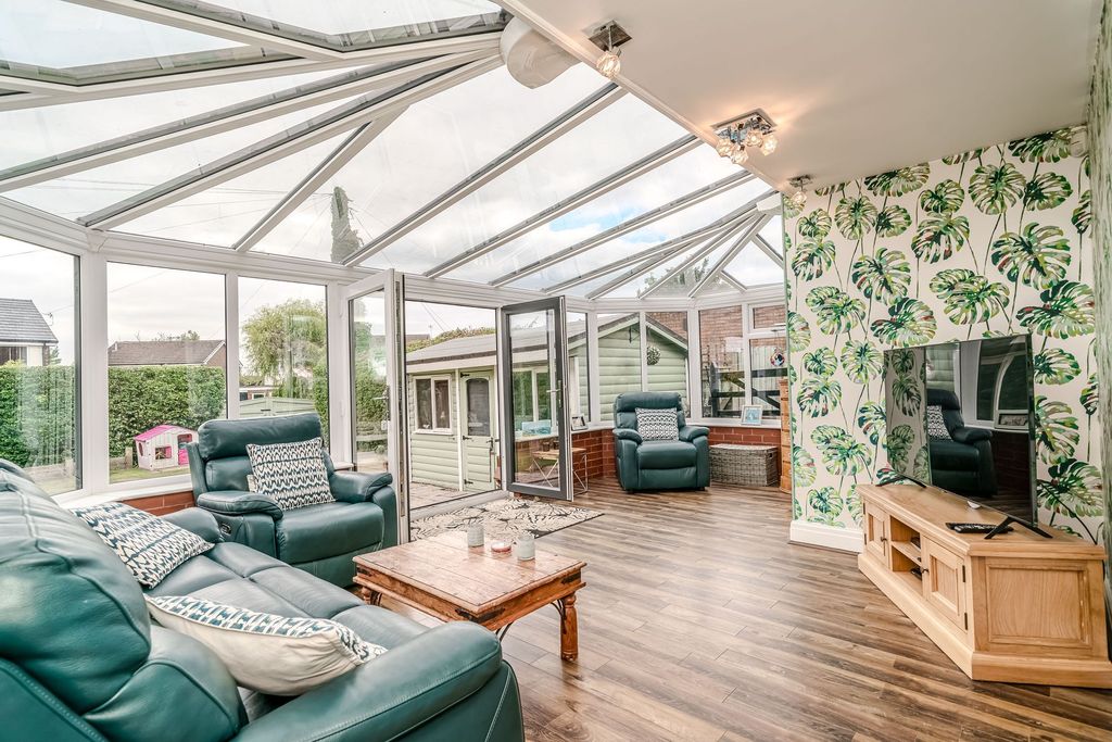 Property photo 2 of 56