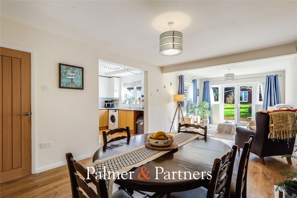 Property photo 1 of 21 Picture No. 17