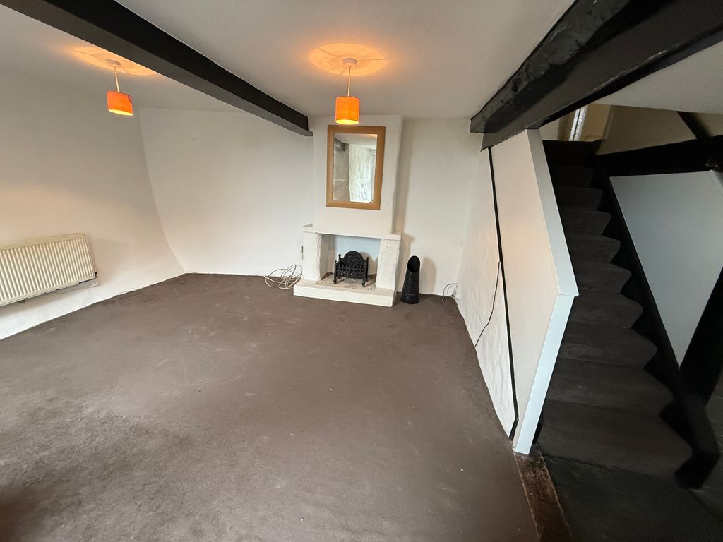 Property photo 3 of 25