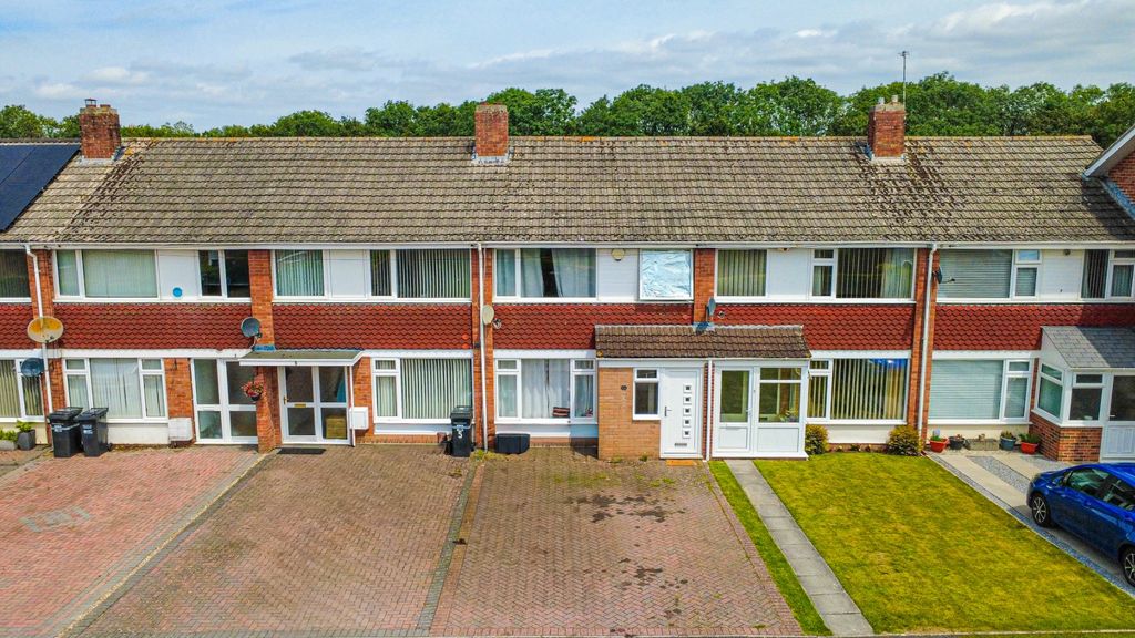 Property photo 1 of 9 5200550