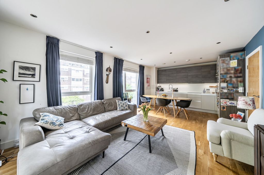 Property photo 2 of 18 1484883-5-6A427Ae...