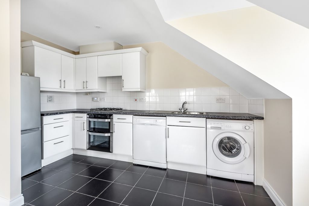 Property photo 2 of 10 754300 (5)