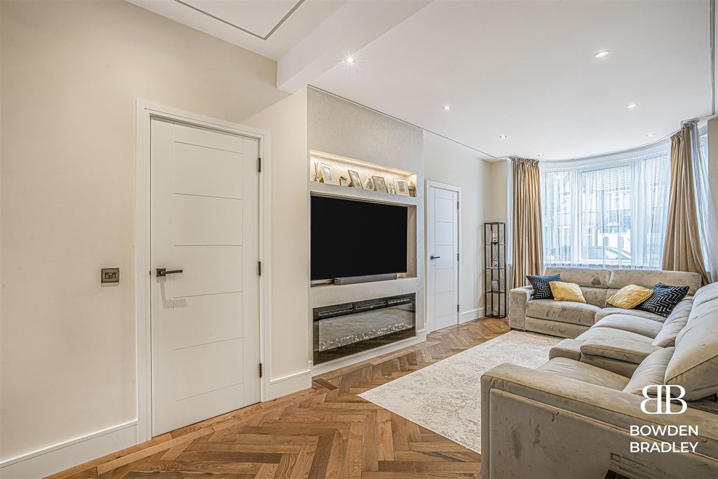 Property photo 3 of 29 Living Room