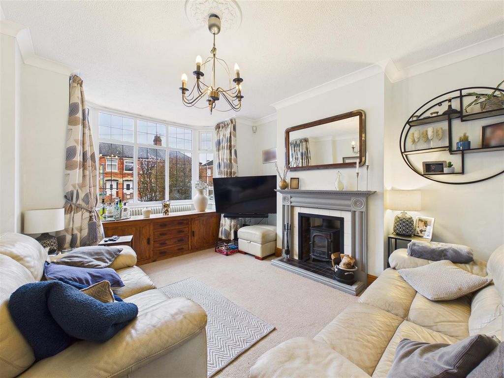 Property photo 2 of 12 Cam05193G0-Pr0113-Still002.Jpg