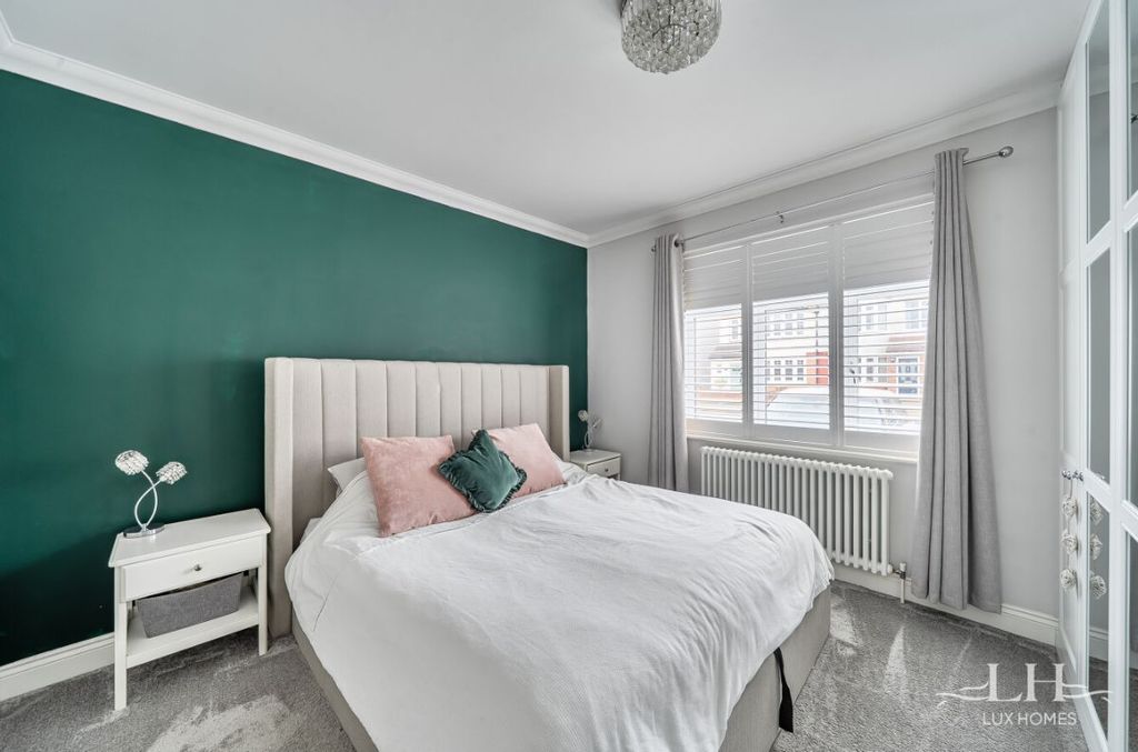 Property photo 3 of 22