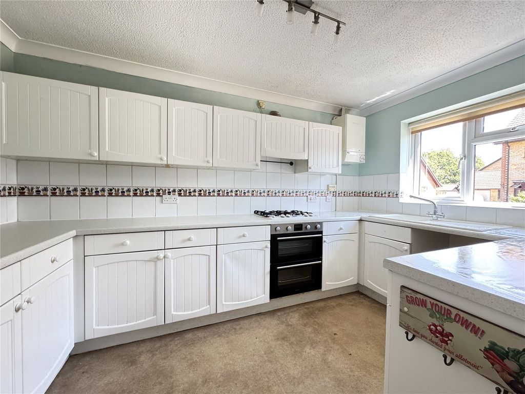 Property photo 3 of 12 Picture No. 02