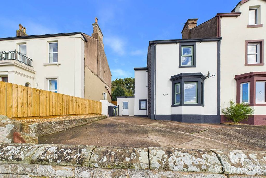 Property photo 1 of 18 Outside