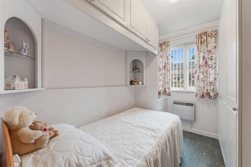 Additional image 12 of 2 bed flat for saleNN16, Oaktree Court, George Street, Kettering
