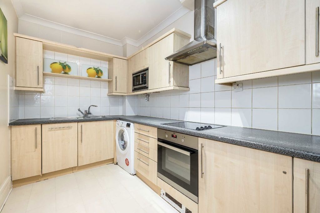 Property photo 2 of 7