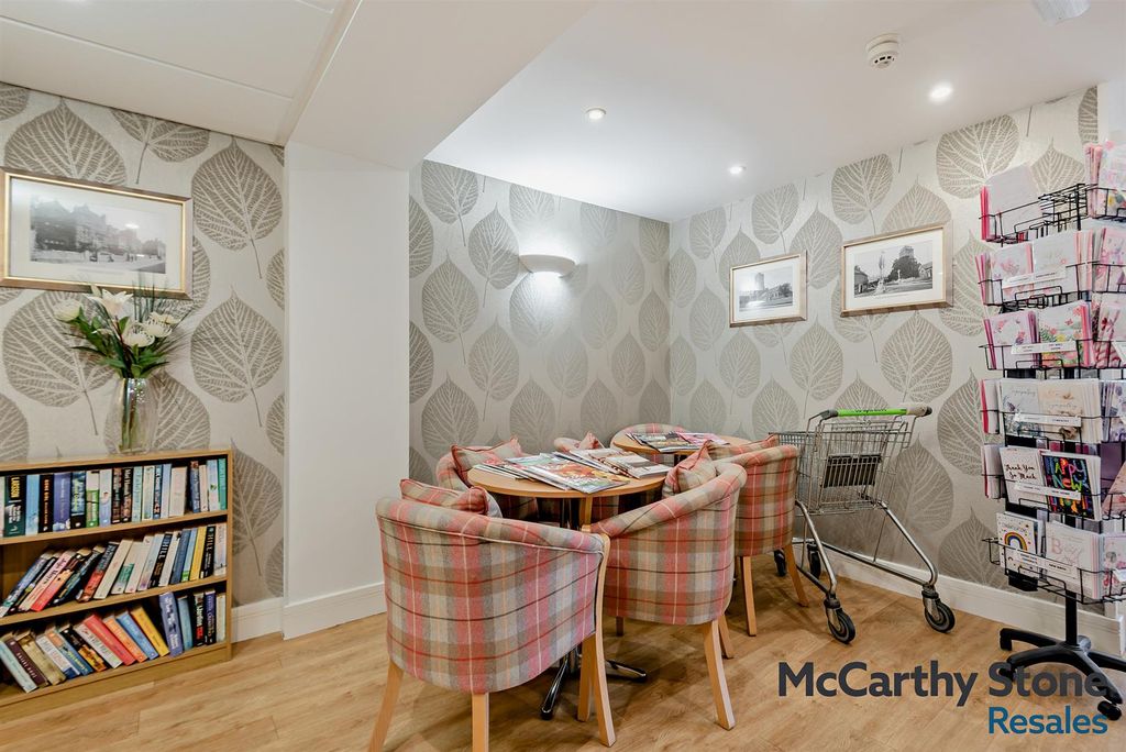 Additional image 11 of 1 bed property for saleMorgan Court, Station Road, Petworth GU28