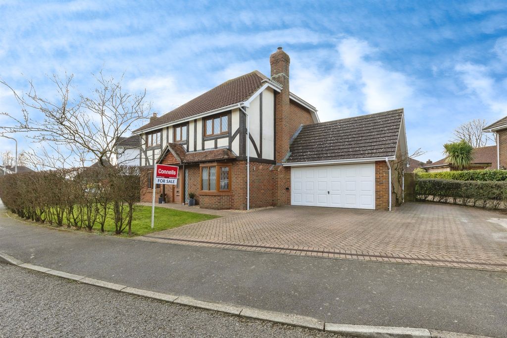 Property photo 1 of 24