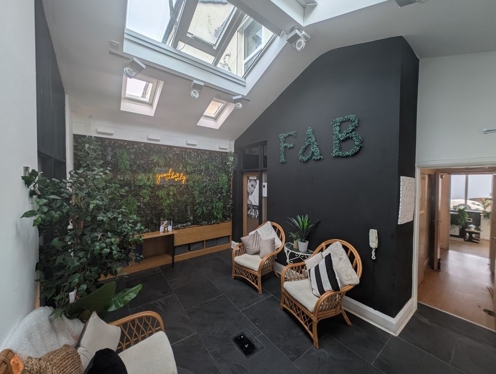 Property photo 2 of 28 Photo 2