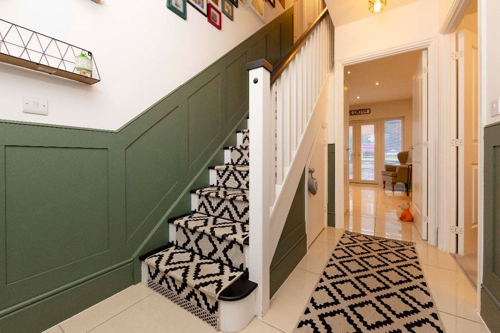 Additional image 22 of 4 bed detached house for saleFoxglove Close, Trelewis, Treharris CF46