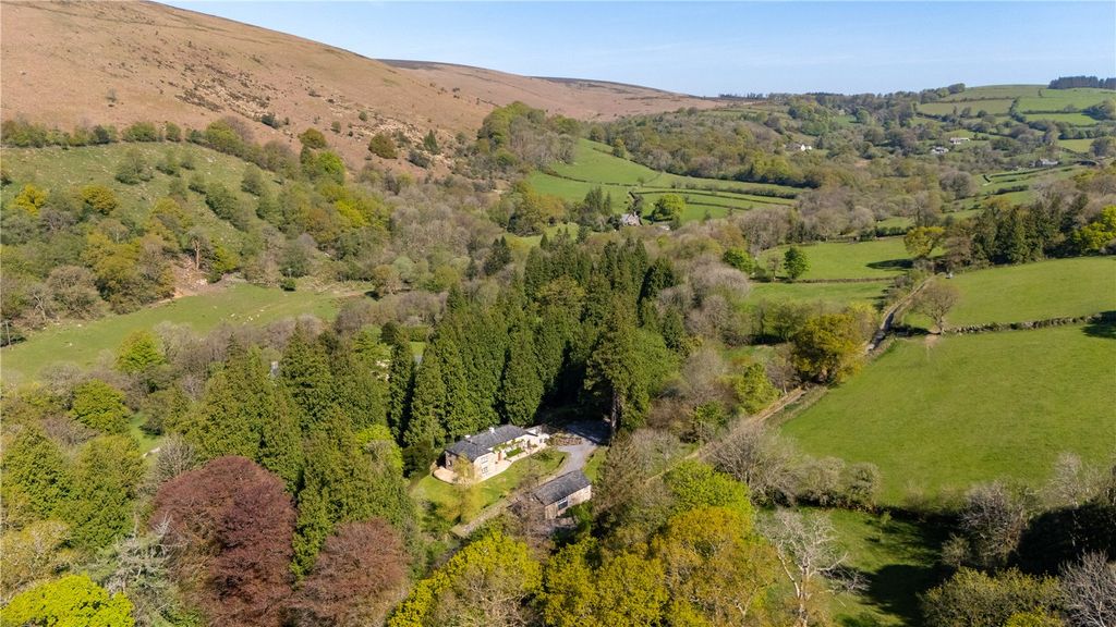 Property photo 2 of 35 Aerial