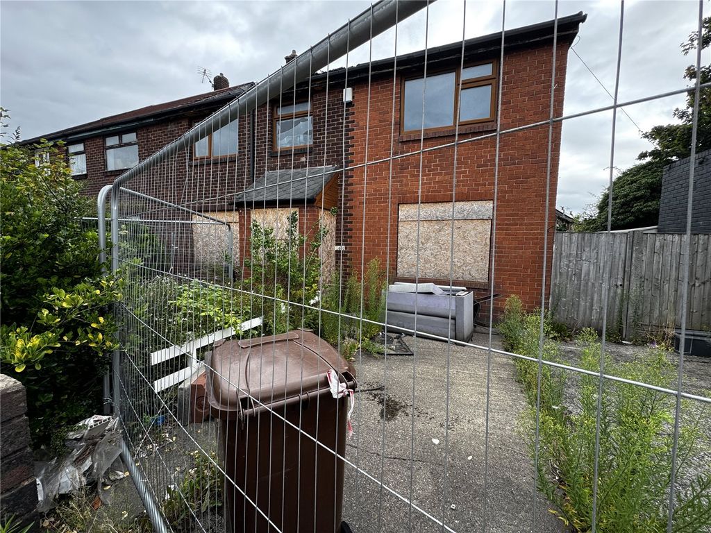 Property photo 2 of 4 Outside