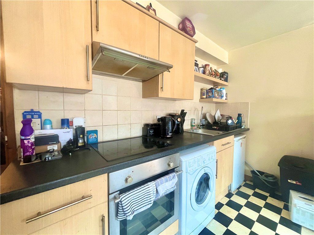 Property photo 3 of 7 Kitchen
