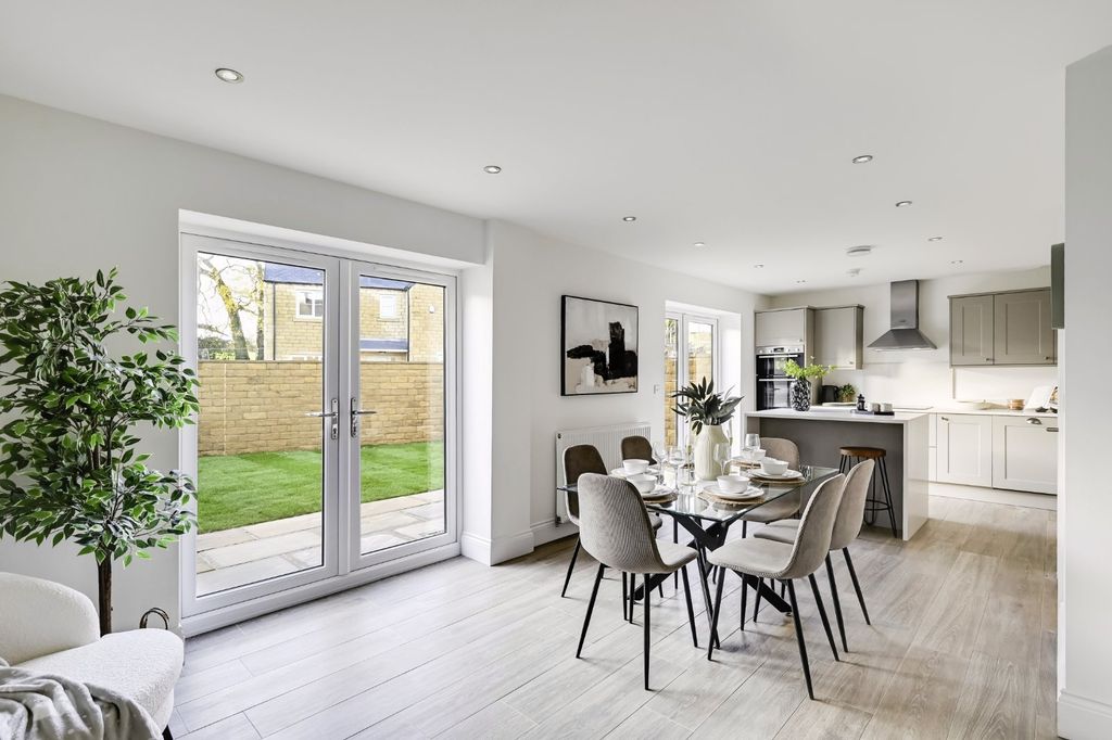 Property photo 2 of 21 Picture No. 28