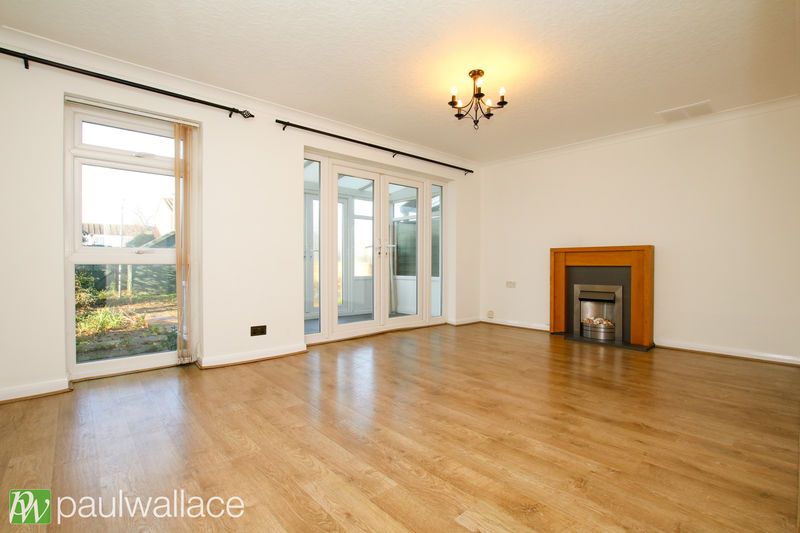 Property photo 2 of 12 Lounge