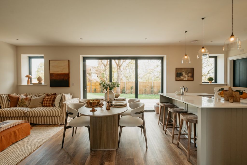 Property photo 2 of 6 Picture No. 02