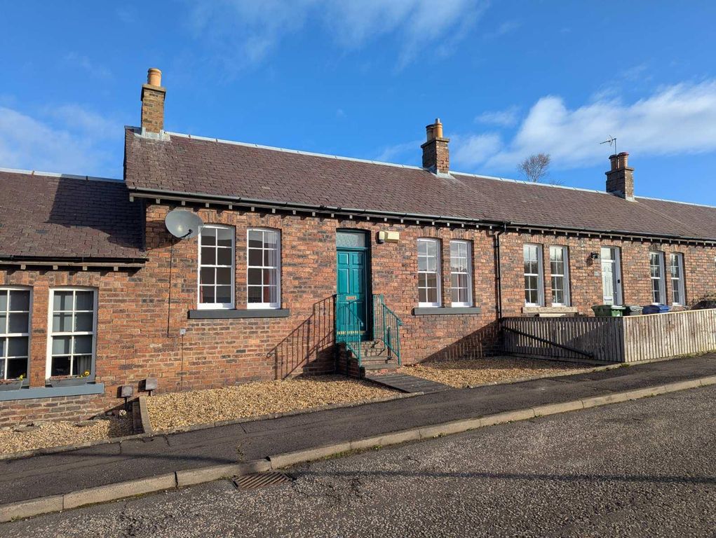 Property photo 2 of 20