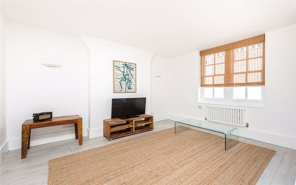 Property photo 2 of 9 Picture No. 07