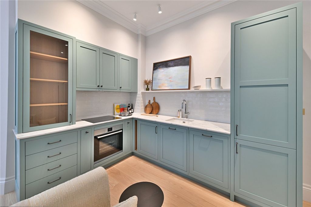 Property photo 1 of 8 Picture 1