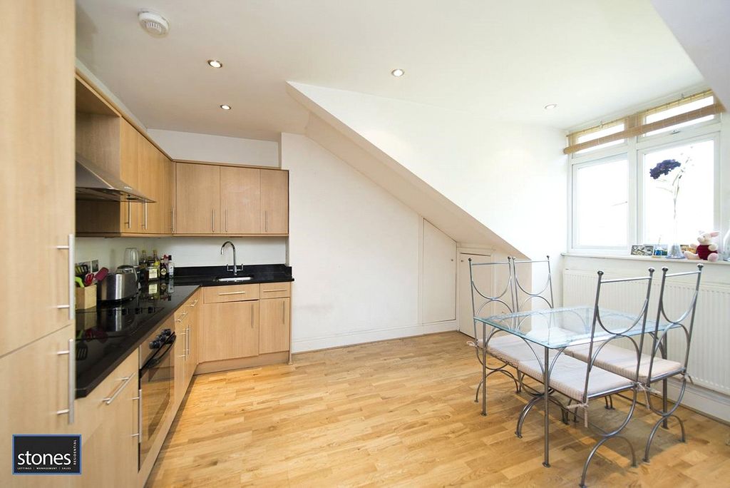 Property photo 1 of 7 Kitchen Diner