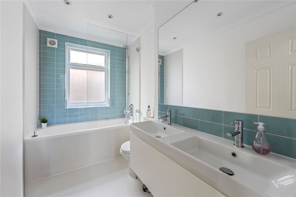Additional image 16 of 5 bed detached house for saleOld Farm Road, Hampton TW12