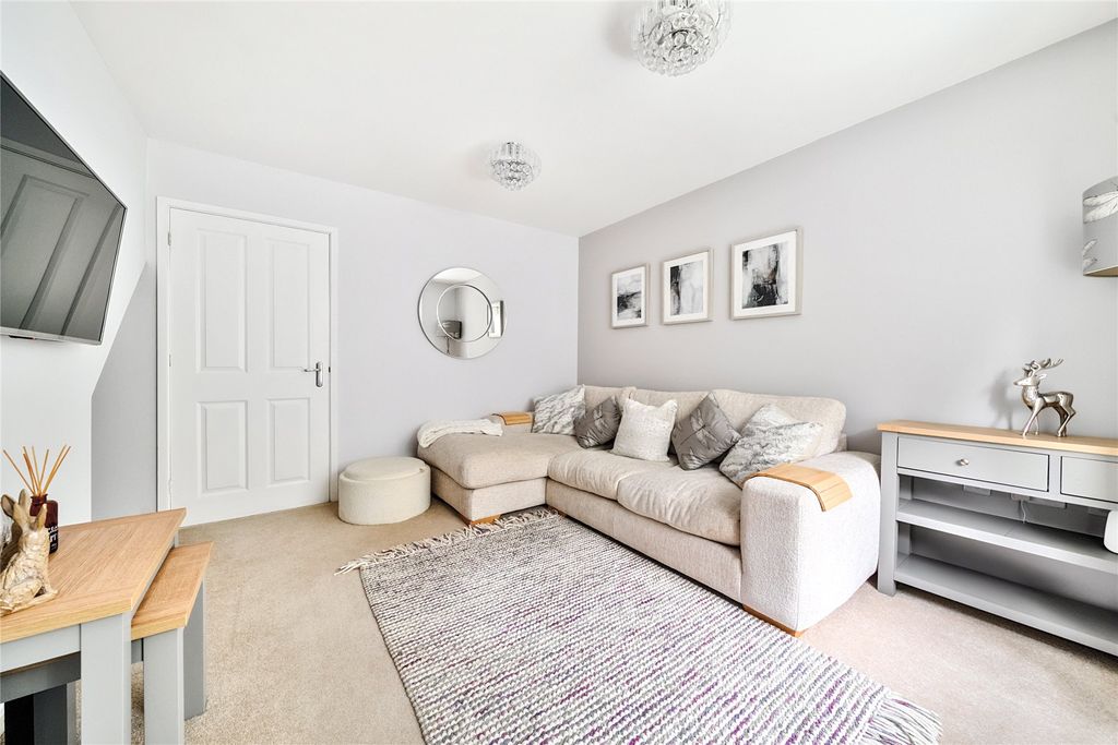 Property photo 2 of 16 Picture No. 02