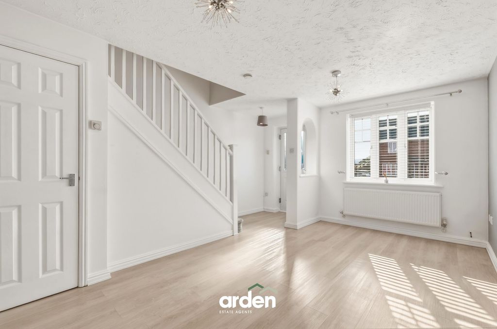 Property photo 3 of 9