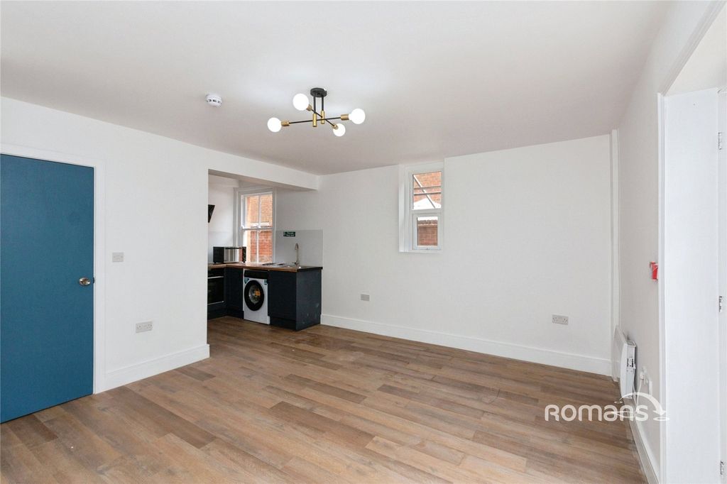 Property photo 3 of 7 Picture No. 05