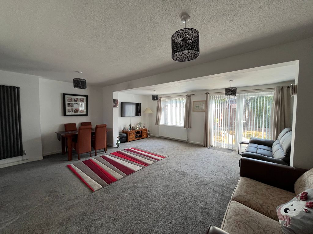 Property photo 3 of 17 Img_0685