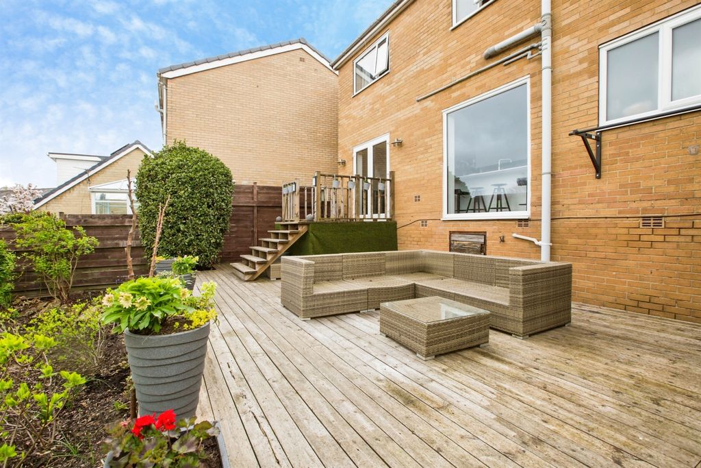 Additional image 19 of 5 bed detached house for saleWillowfield Crescent, Halifax HX2