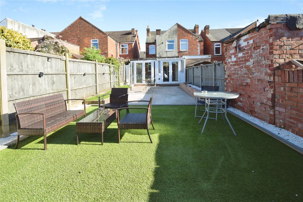 Property photo 2 of 19 Rear Garden