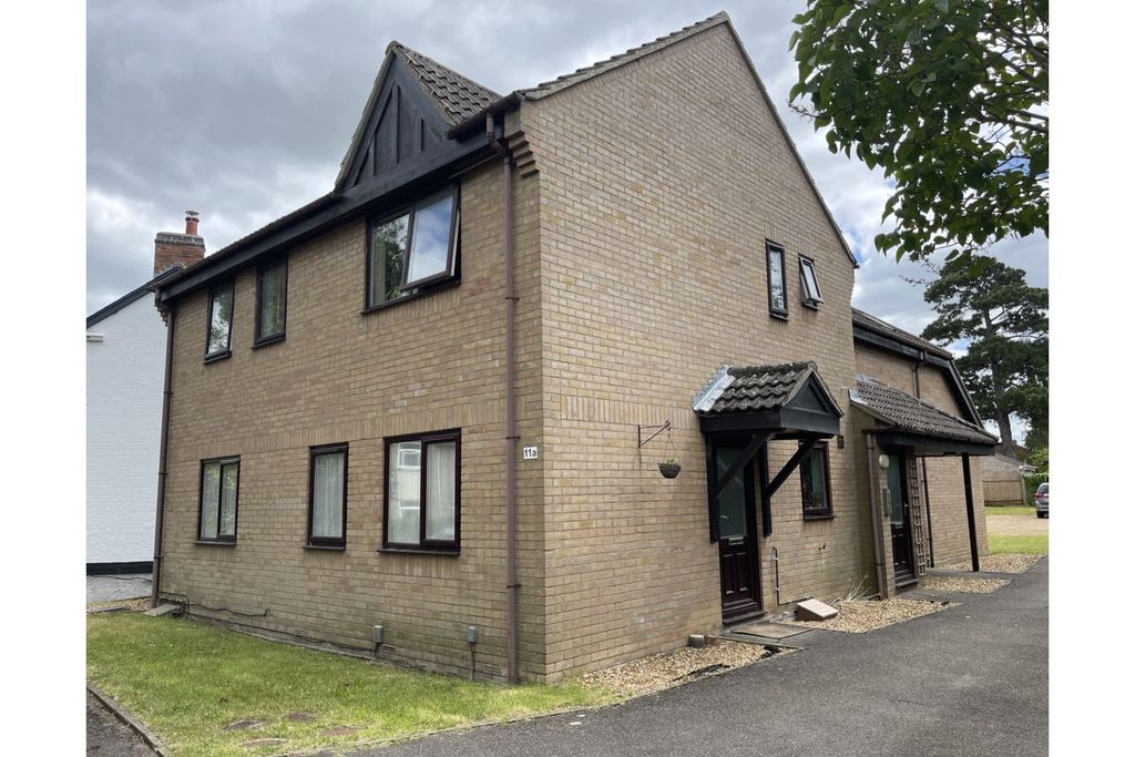 Property photo 1 of 7 Front View