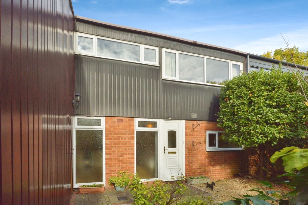 Property photo 1 of 17