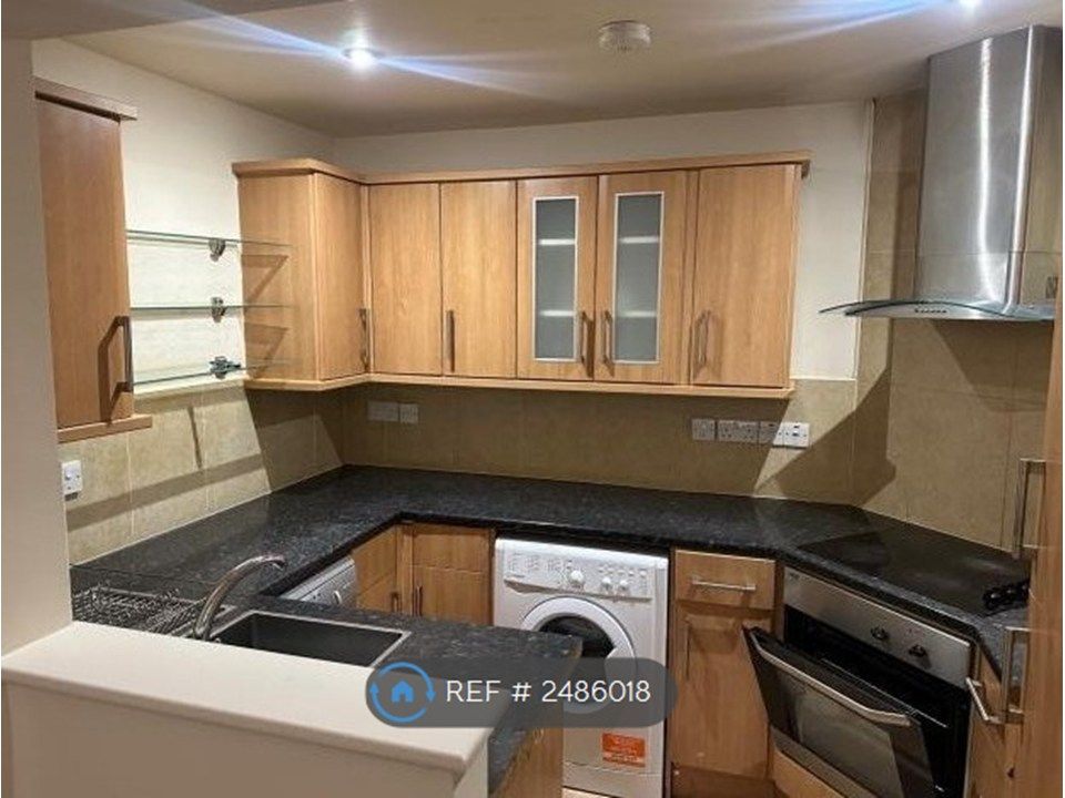 Property photo 1 of 7 Kitchen