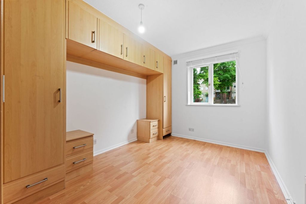 Property photo 2 of 9 Picture 2